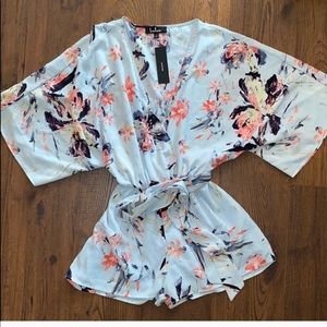 NWT Lulu Floral Romper
